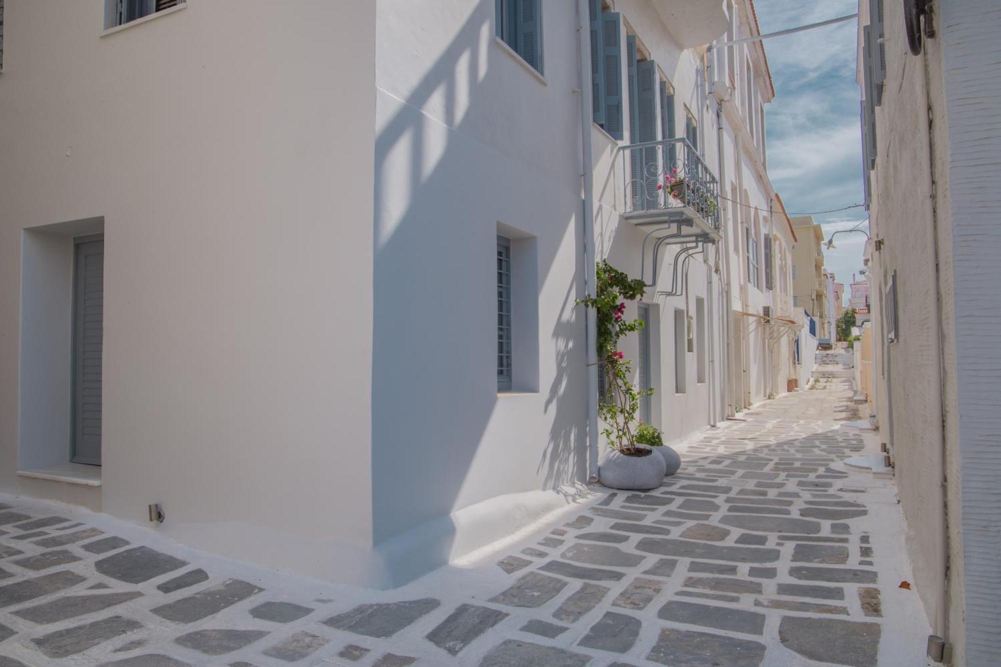 Micra Anglia Boutique Hotel & Spa Андрос Экстерьер фото