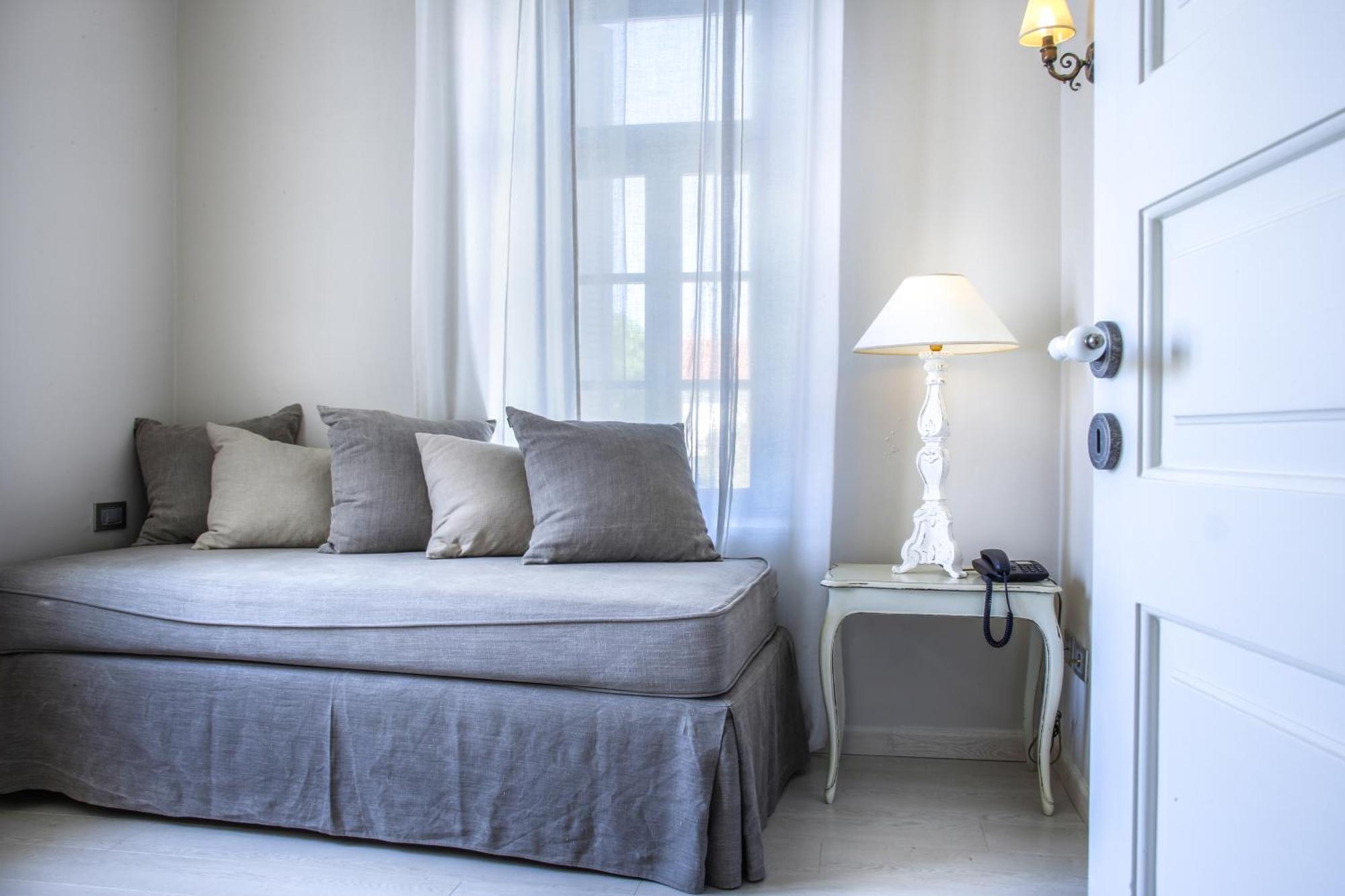 Micra Anglia Boutique Hotel & Spa Андрос Экстерьер фото
